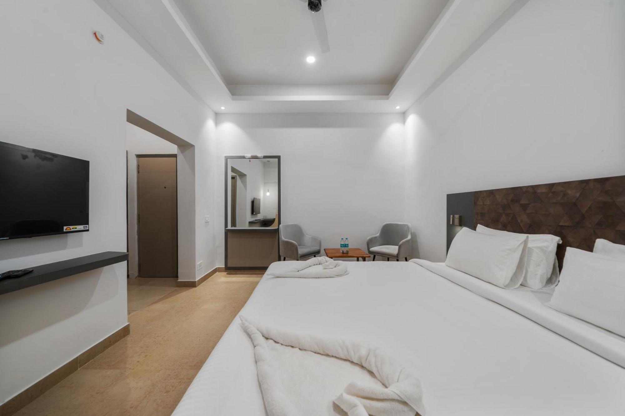 Hotel Gsr Tumkur Экстерьер фото