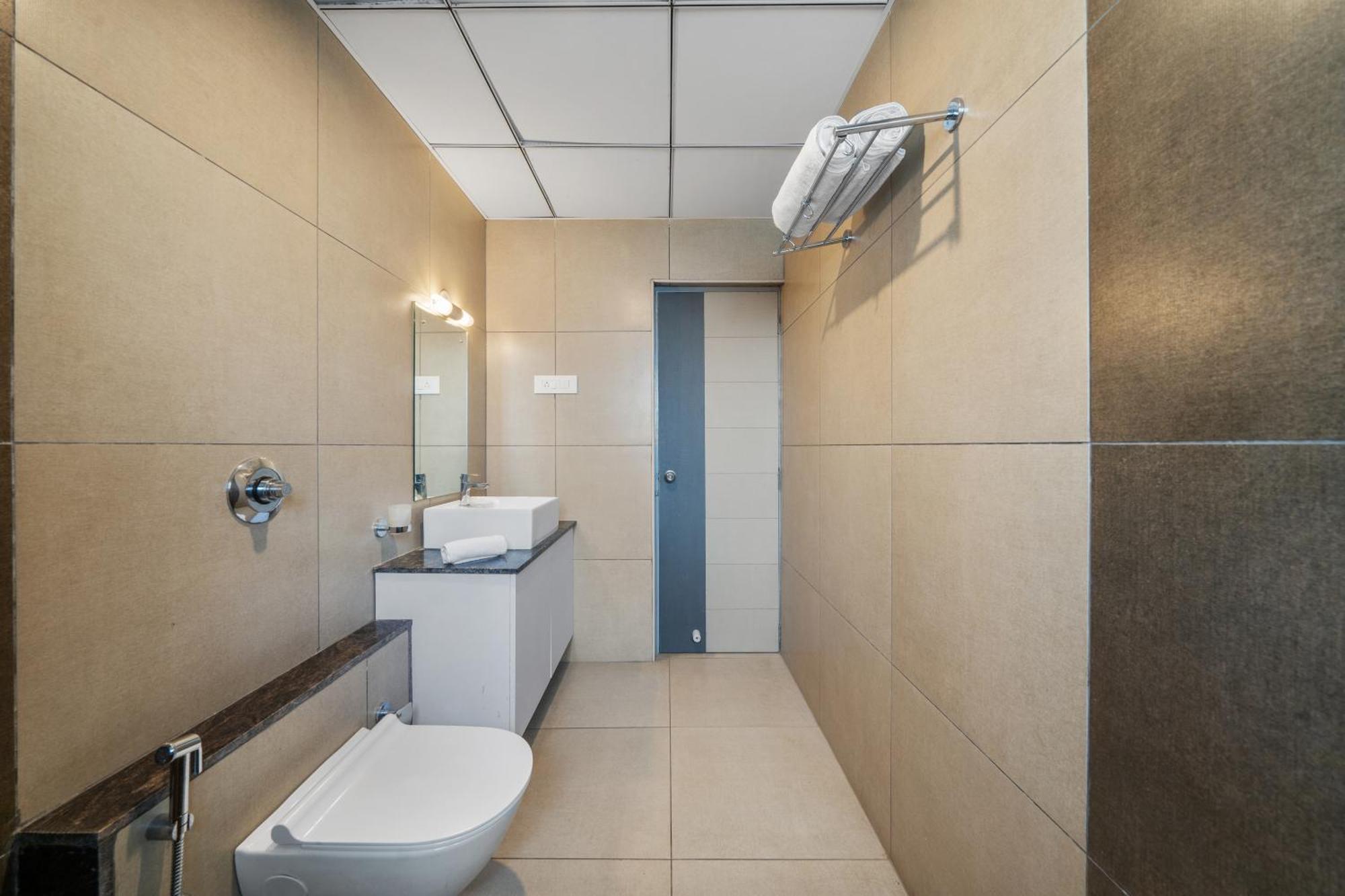 Hotel Gsr Tumkur Экстерьер фото