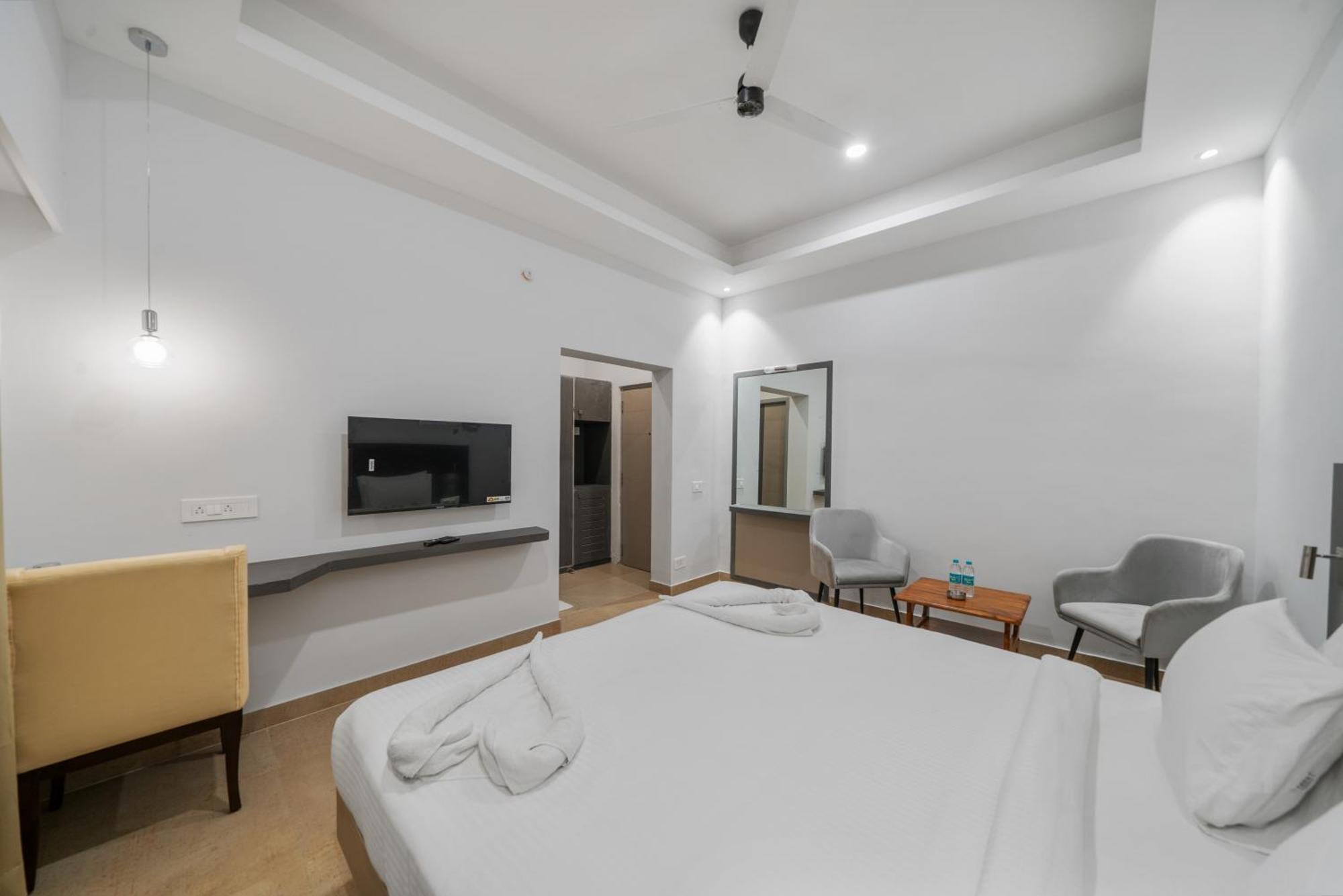 Hotel Gsr Tumkur Экстерьер фото