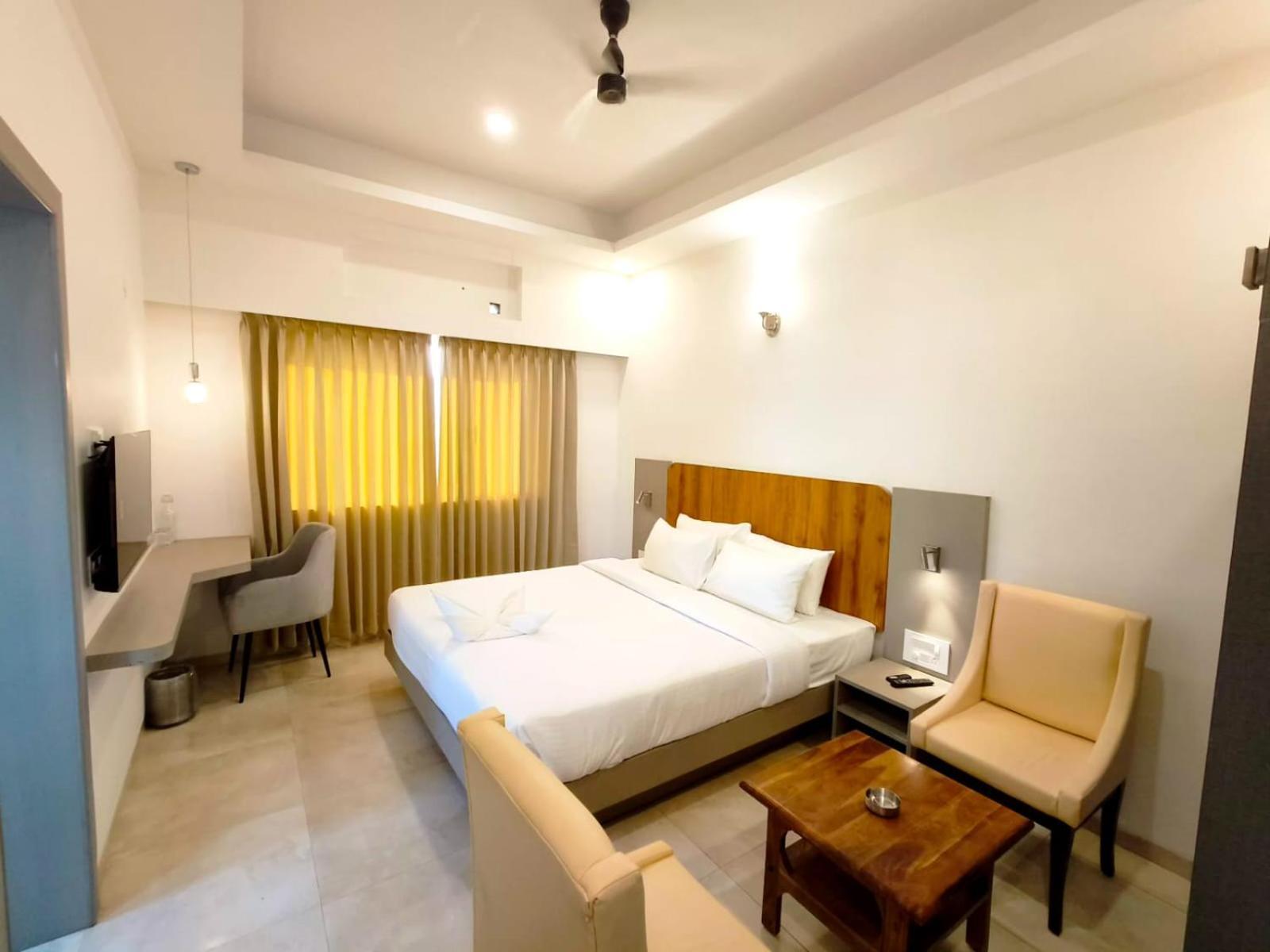 Hotel Gsr Tumkur Экстерьер фото